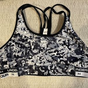 Youth sports bra size XL